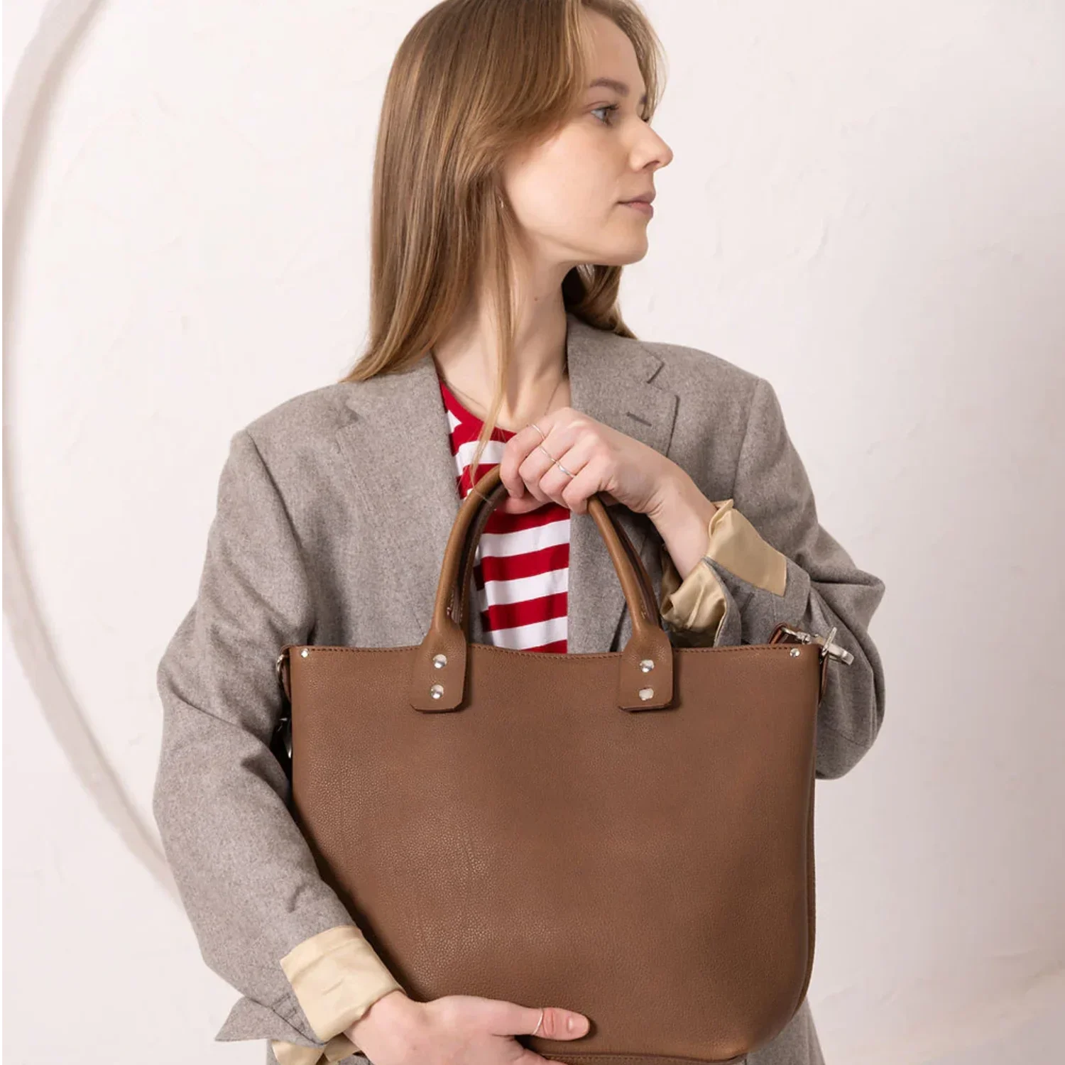 Elegante Leder Handtasche Braun für Alltag und Freizeit – Doveta Handtaschen-Kollektion